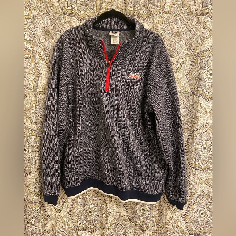NHL Washington Capitals Mens Sweater (XL)